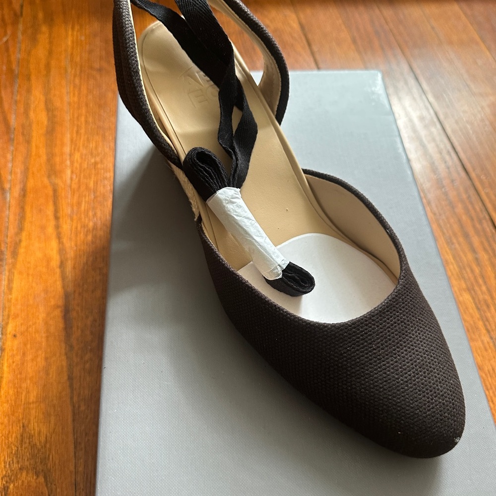 Espadrilles NWT Black Wedge Sandals